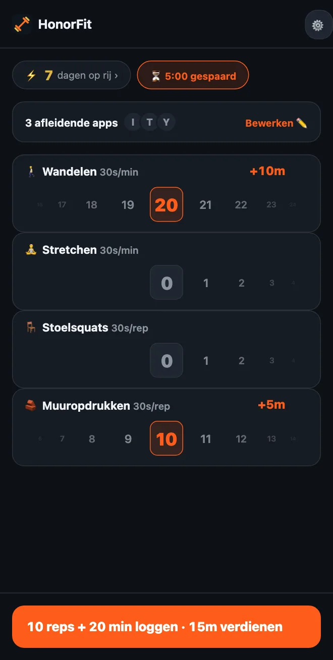 Het startscherm van HonorFit met wielen voor Wandelen en Stretchen in minuten en Stoelsquats en Muuropdrukken in reps; 20 minuten wandelen en 10 muuropdrukken worden samen 10 reps + 20 min loggen · 15m verdienen